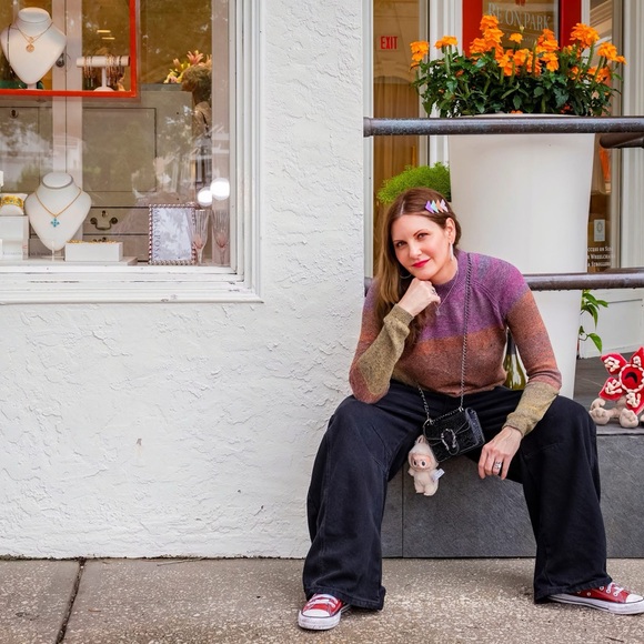 🦋 Meet your Posher, Shawnna ⚡️❤️⚡️ - Picture 3 of 9